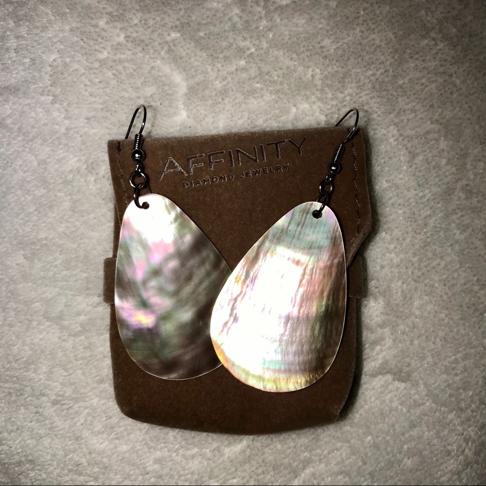 beautiful shell earrings